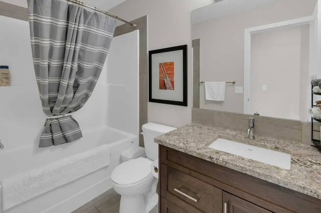216 Sundown Road Cochrane AB T4C2M5