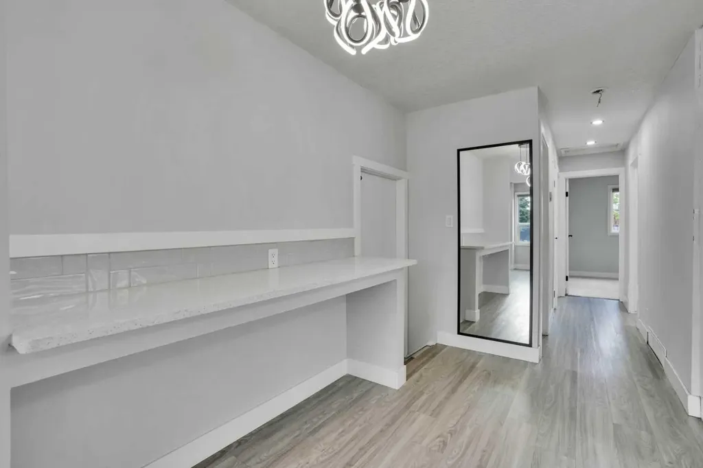 44 Falmead Road NE Calgary AB T3J1G8