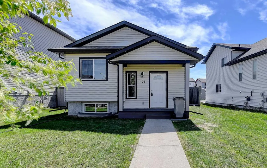 11261 75a Avenue Grande Prairie AB T8W 0C3