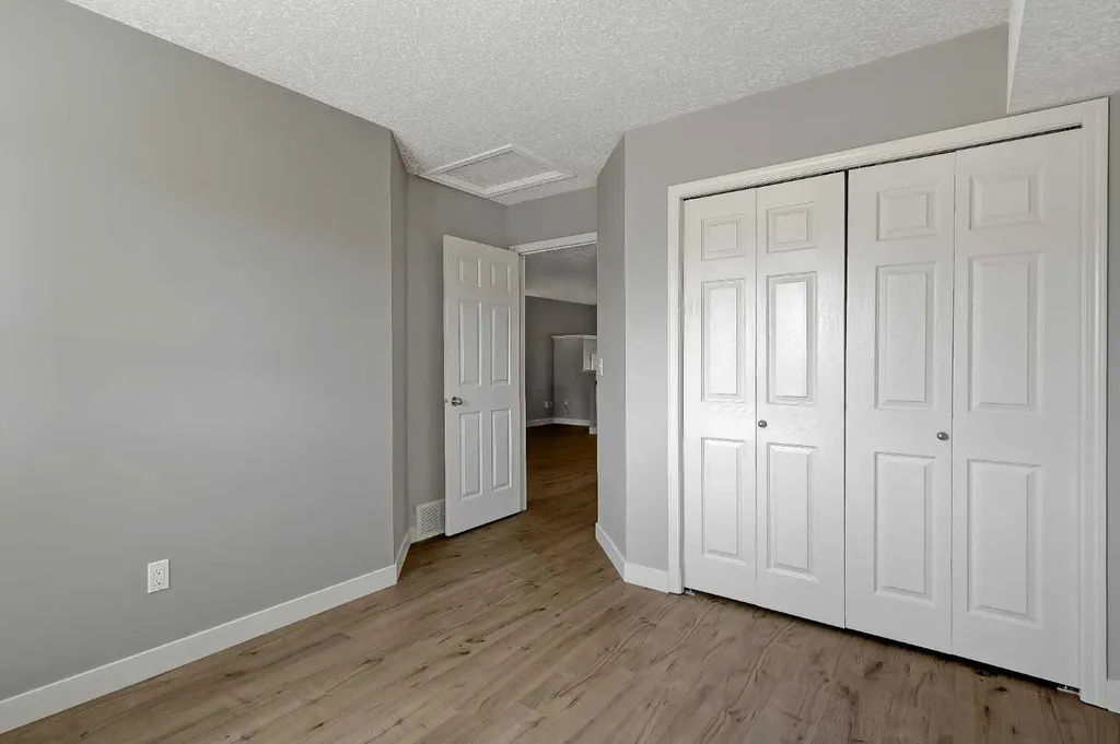11261 75a Avenue Grande Prairie AB T8W 0C3