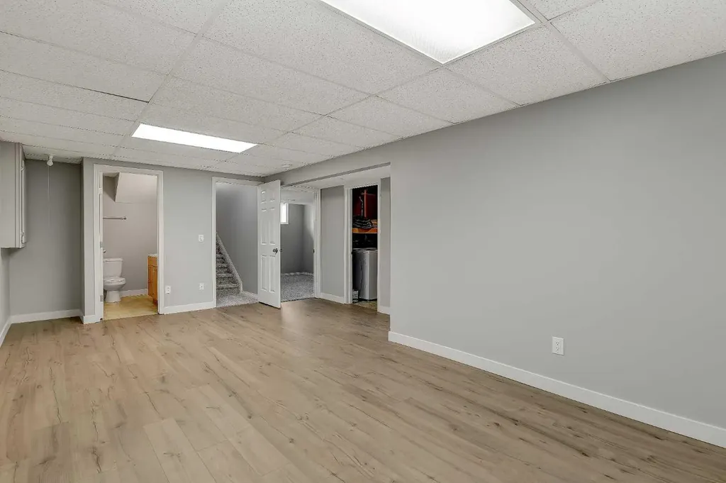 11261 75a Avenue Grande Prairie AB T8W 0C3