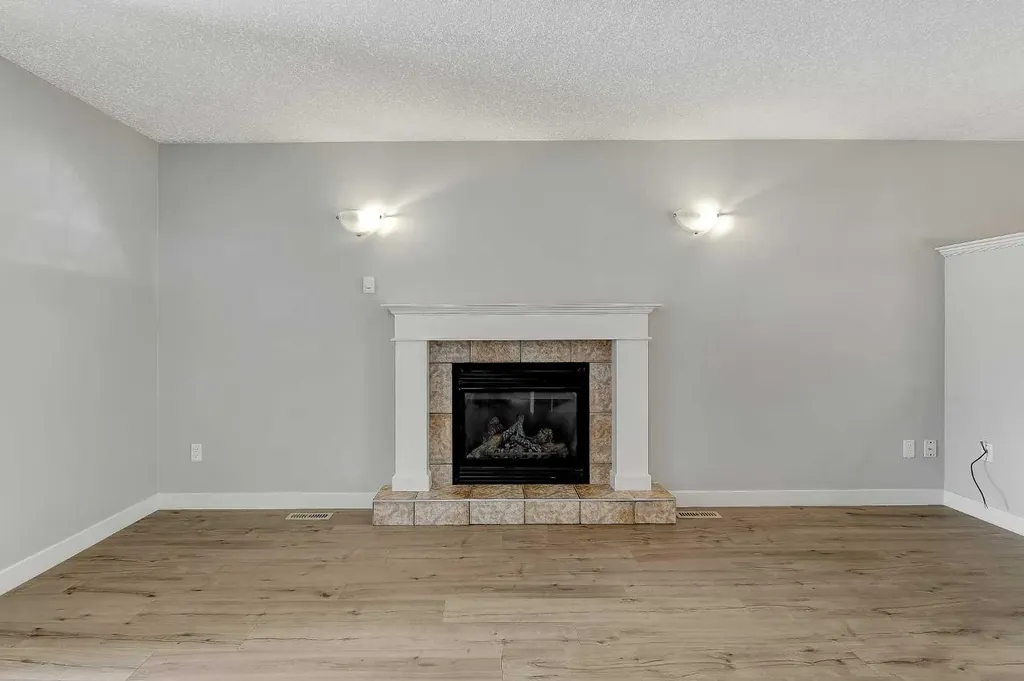 11261 75a Avenue Grande Prairie AB T8W 0C3