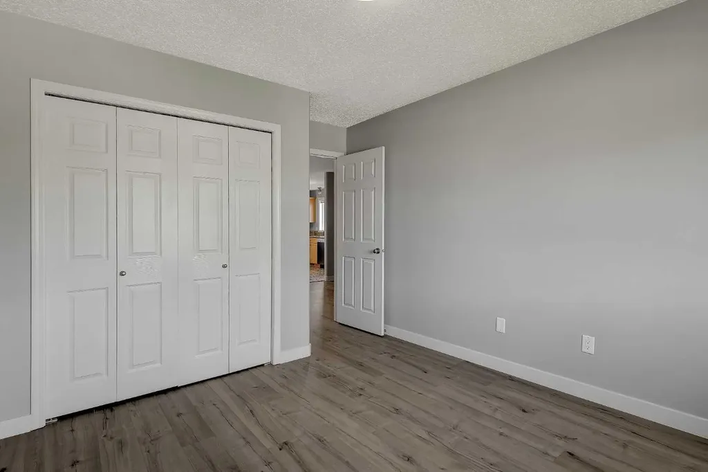 11261 75a Avenue Grande Prairie AB T8W 0C3