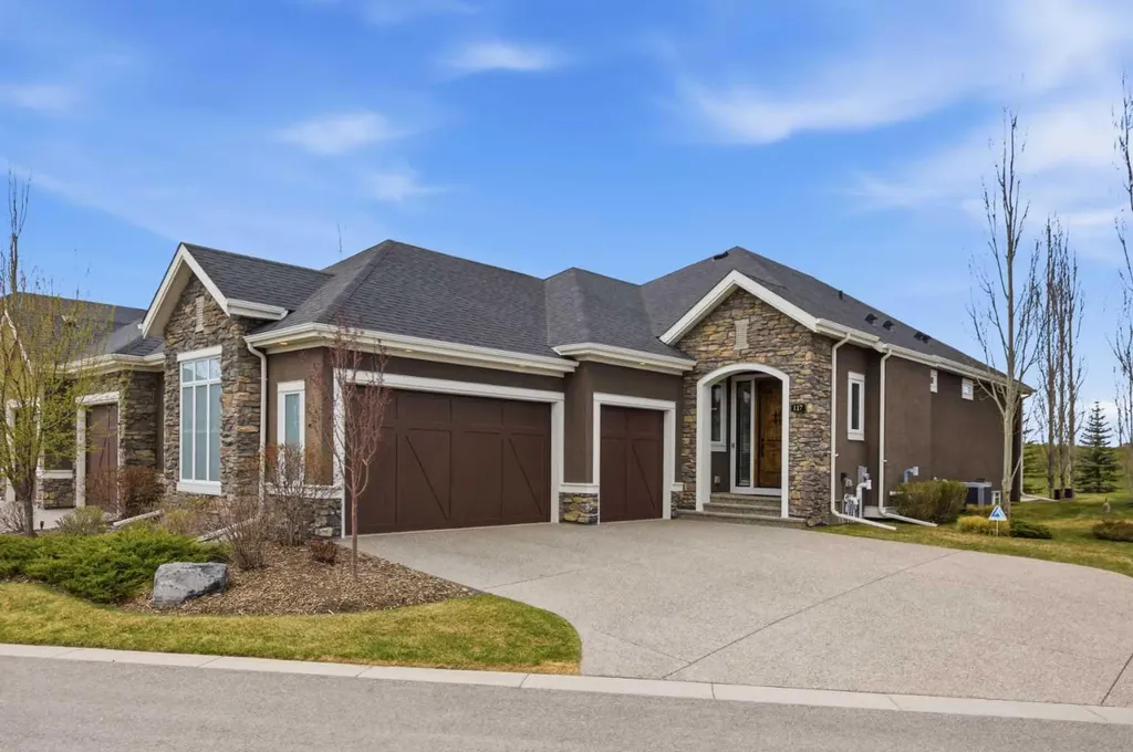 117 Spring Water Close Heritage Pointe AB T1S 4K5