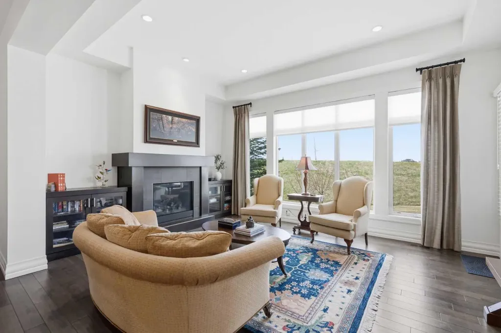 117 Spring Water Close Heritage Pointe AB T1S 4K5