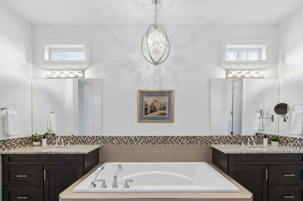 117 Spring Water Close Heritage Pointe AB T1S 4K5