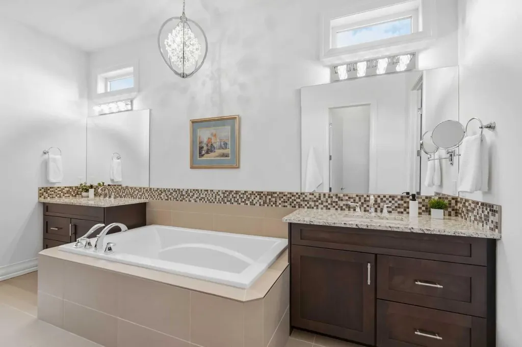 117 Spring Water Close Heritage Pointe AB T1S 4K5