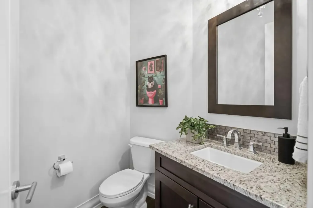 117 Spring Water Close Heritage Pointe AB T1S 4K5