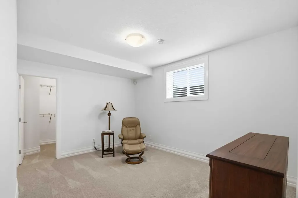 117 Spring Water Close Heritage Pointe AB T1S 4K5