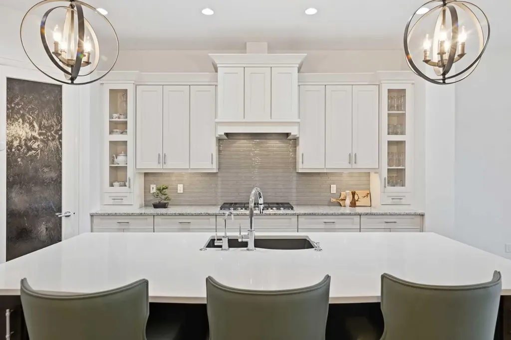 117 Spring Water Close Heritage Pointe AB T1S 4K5