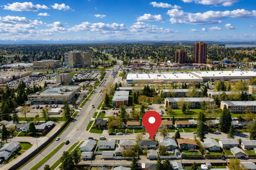 9812 2 Street SE Calgary AB T2J 0W2