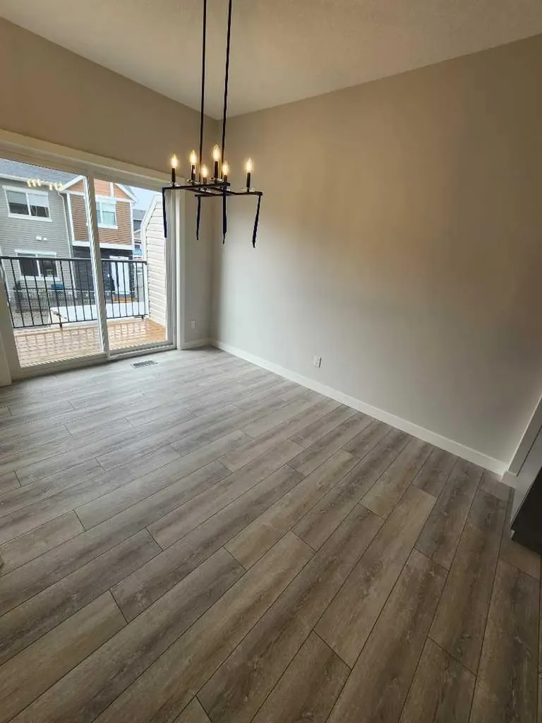 96 Tuscany Summit Square NW Calgary AB T3M 0G1