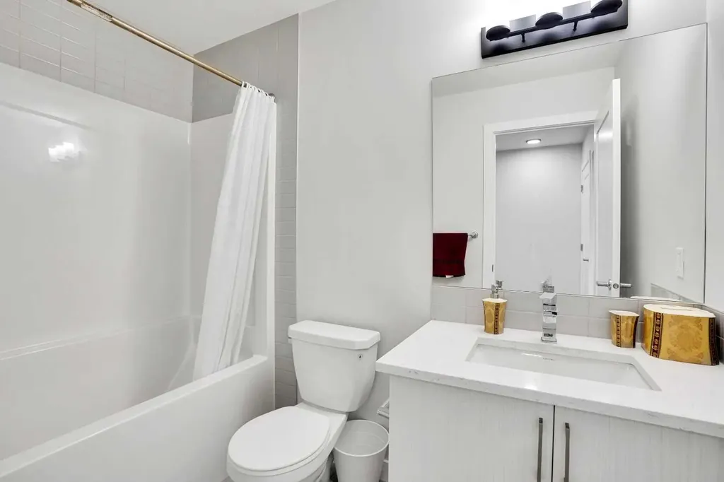 96 Tuscany Summit Square NW Calgary AB T3M 0G1