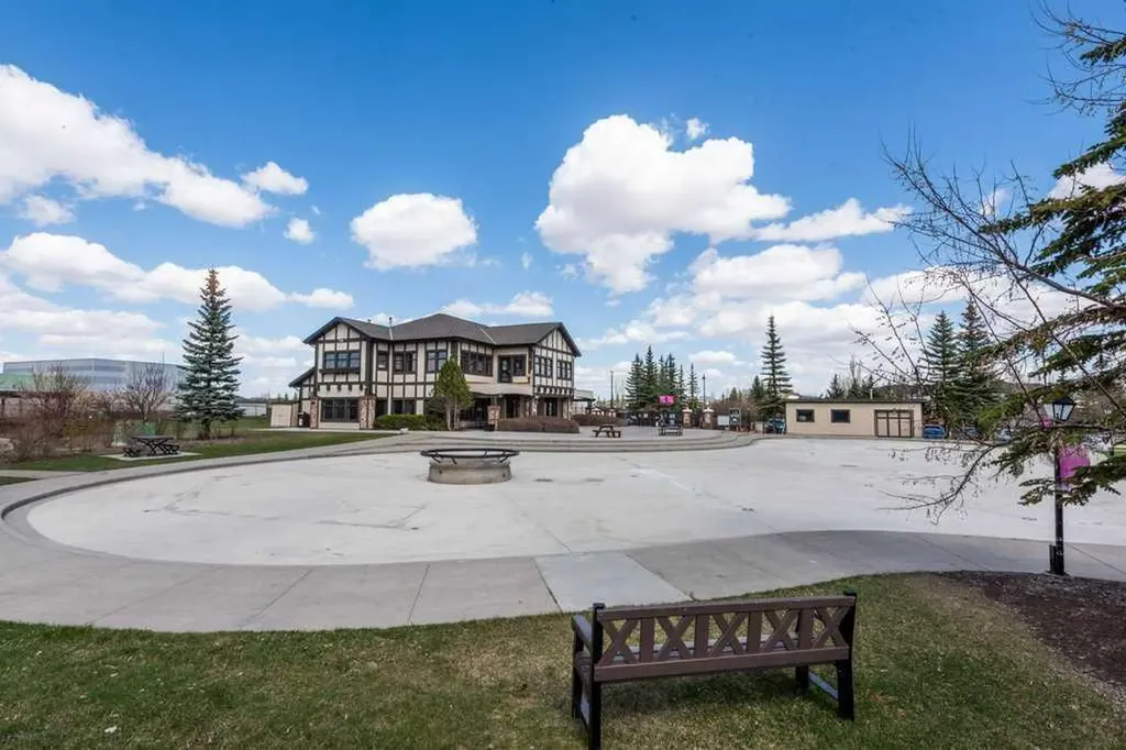 15 New Brighton Manor SE Calgary AB T2Z 4G8