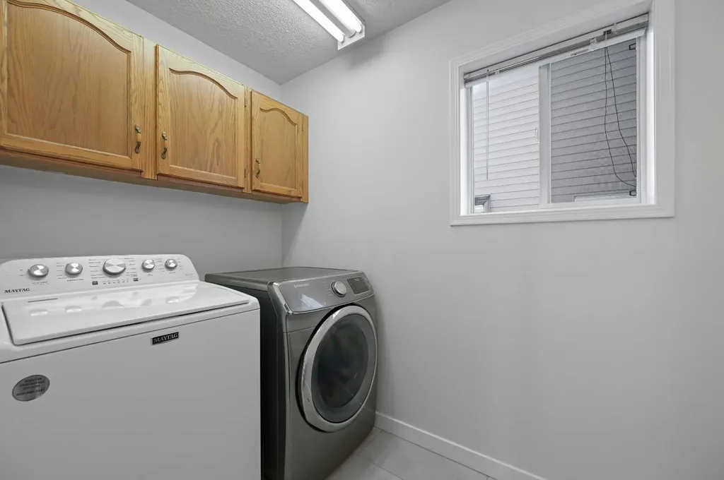 182 Coventry Close NE Calgary AB T3K 4A6