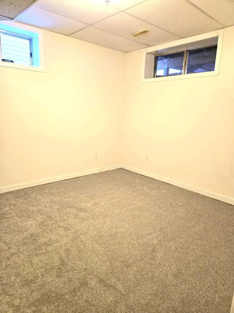 182 Coventry Close NE Calgary AB T3K 4A6