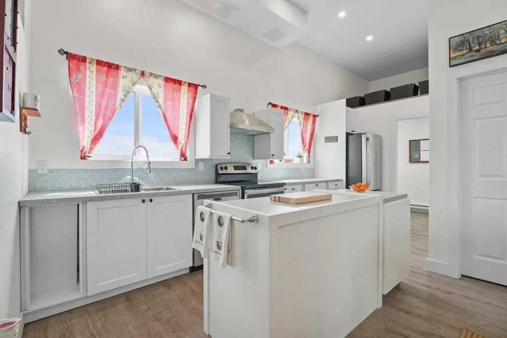 16019 298 Avenue W Rural Foothills County AB T1S 5P5