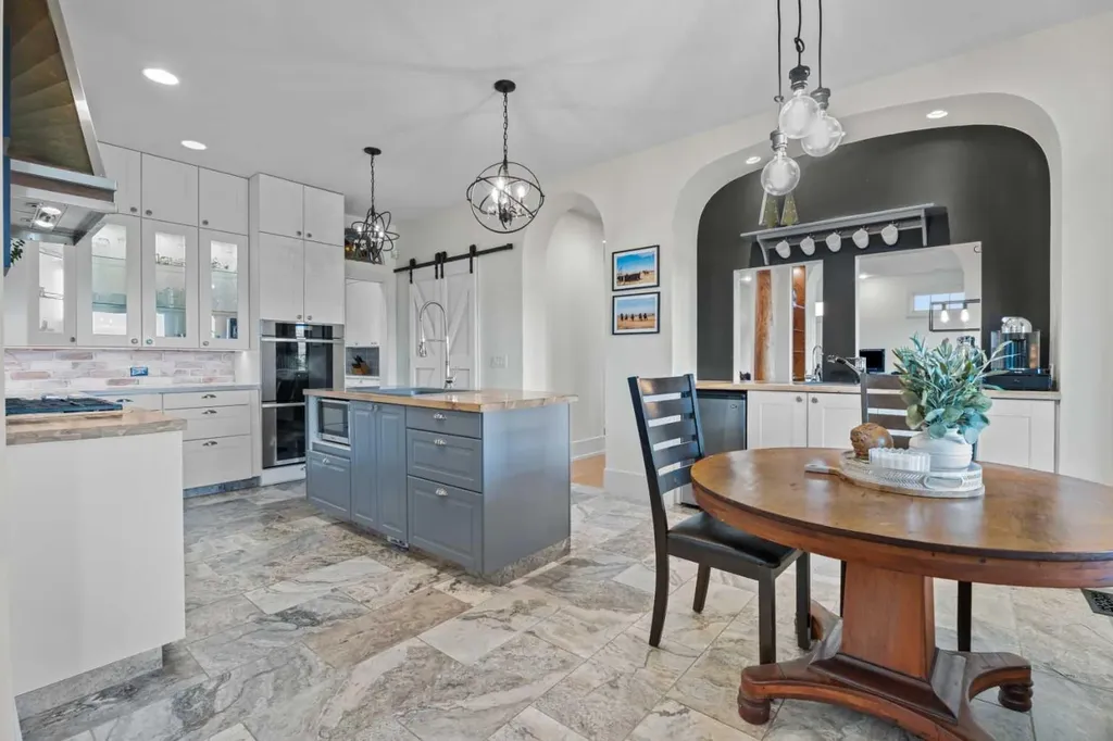 16019 298 Avenue W Rural Foothills County AB T1S 5P5