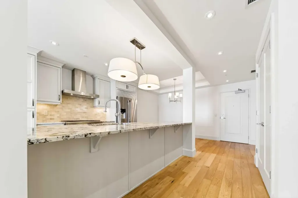 221 Quarry Way SE Calgary AB T2C 5M7