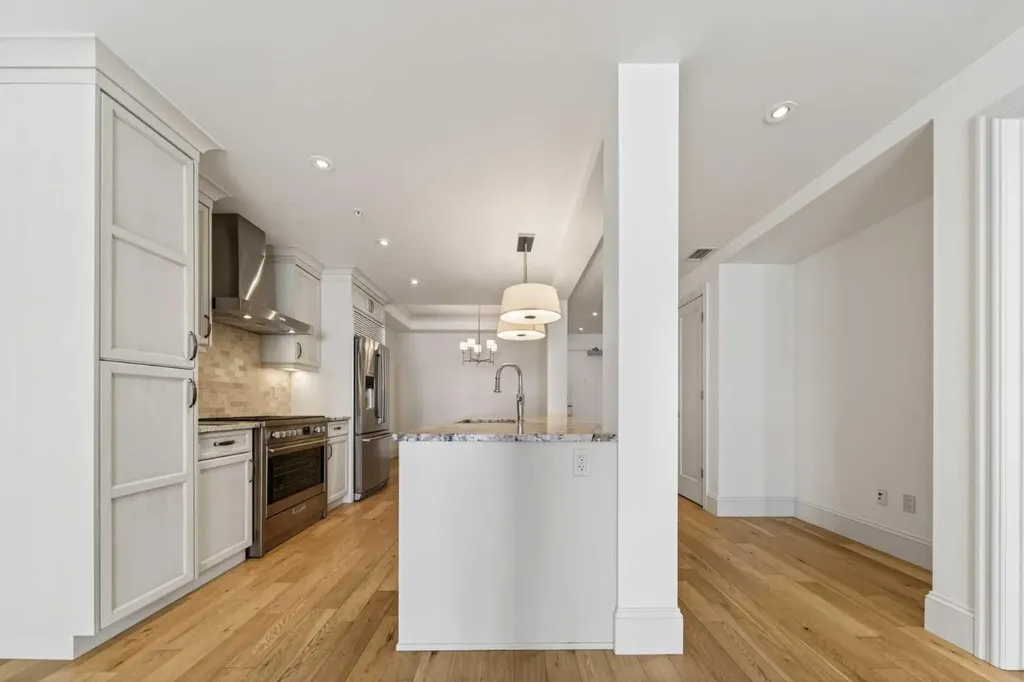 221 Quarry Way SE Calgary AB T2C 5M7