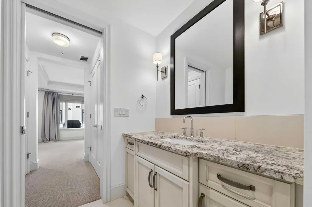 221 Quarry Way SE Calgary AB T2C 5M7