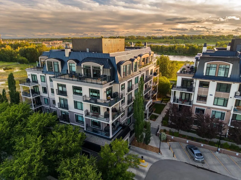 221 Quarry Way SE Calgary AB T2C 5M7