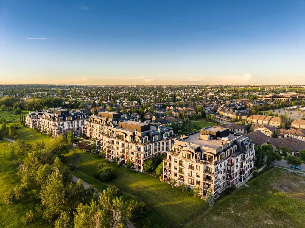 221 Quarry Way SE Calgary AB T2C 5M7