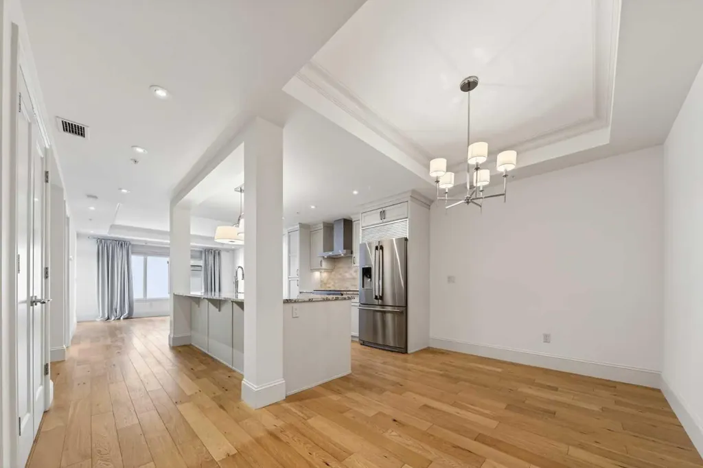 221 Quarry Way SE Calgary AB T2C 5M7