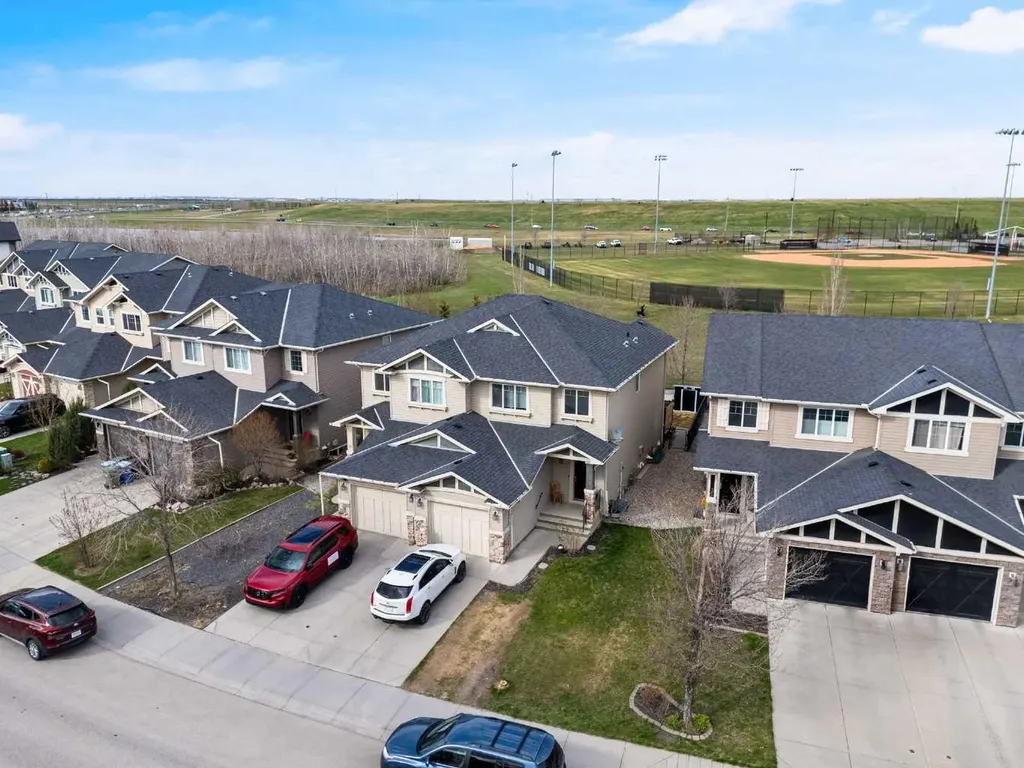 36 New Brighton Landing SE Calgary AB T2Z0S5