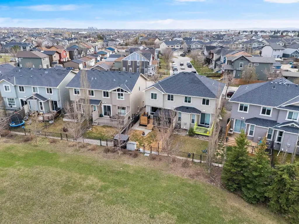 36 New Brighton Landing SE Calgary AB T2Z0S5