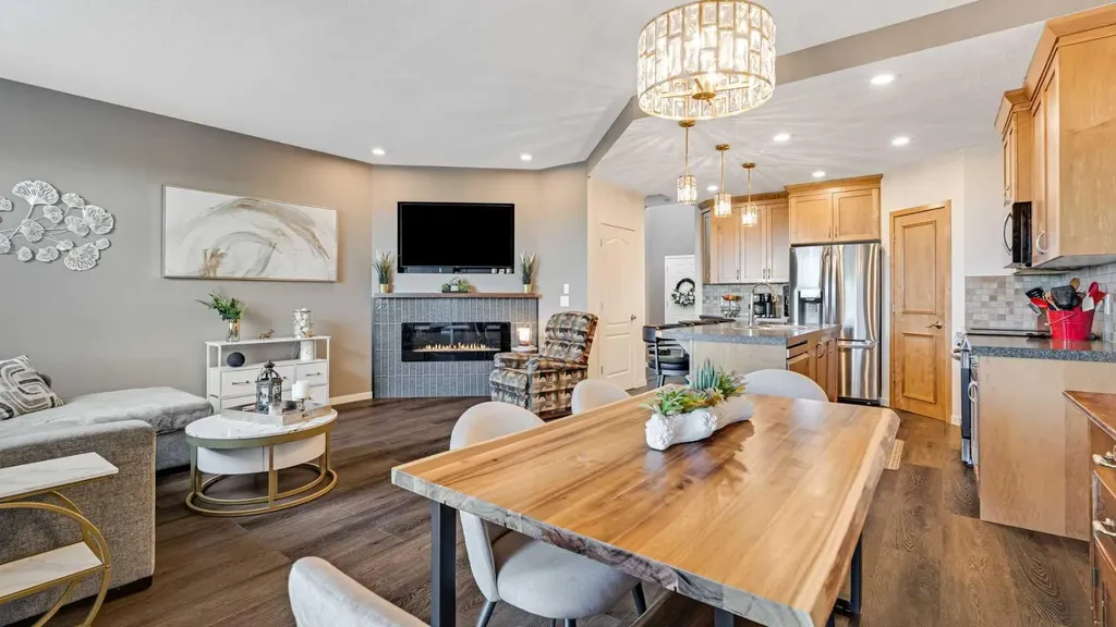 36 New Brighton Landing SE Calgary AB T2Z0S5