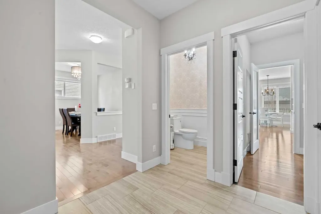 237 Kinniburgh Way Chestermere AB T1X 0R9