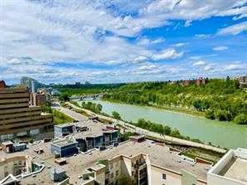325 3 Street SE Calgary AB T2G 0T9