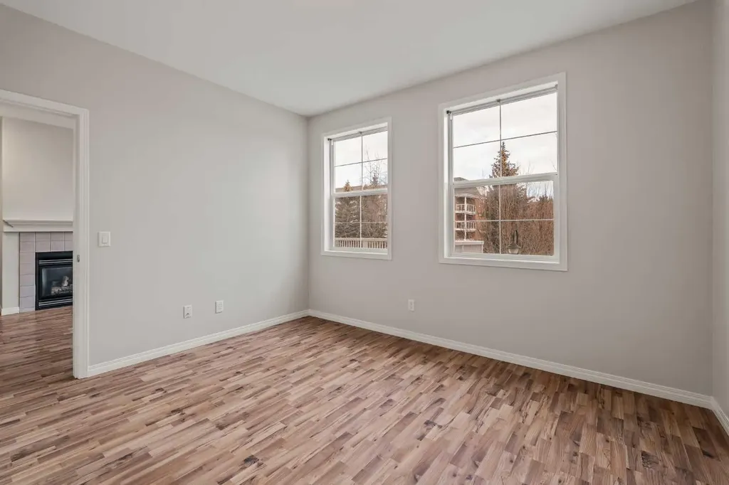 3651 Marda Link SW Calgary AB T3T 6J7