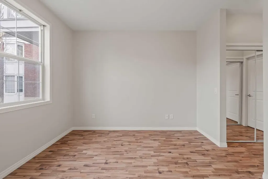 3651 Marda Link SW Calgary AB T3T 6J7