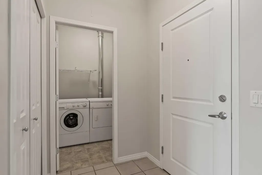 3651 Marda Link SW Calgary AB T3T 6J7