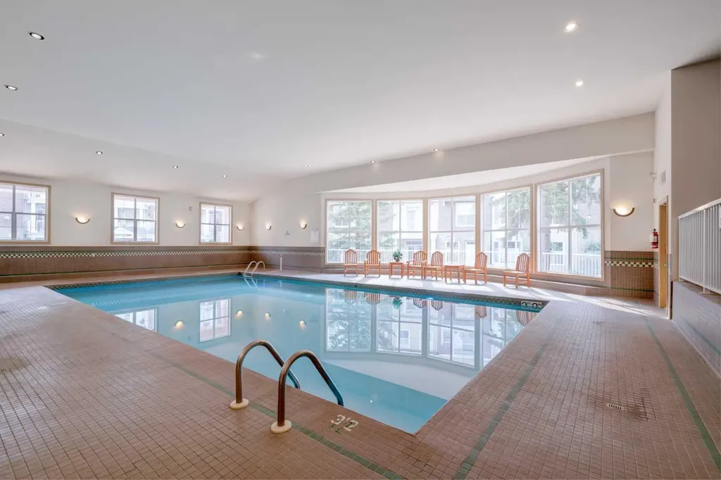 3651 Marda Link SW Calgary AB T3T 6J7