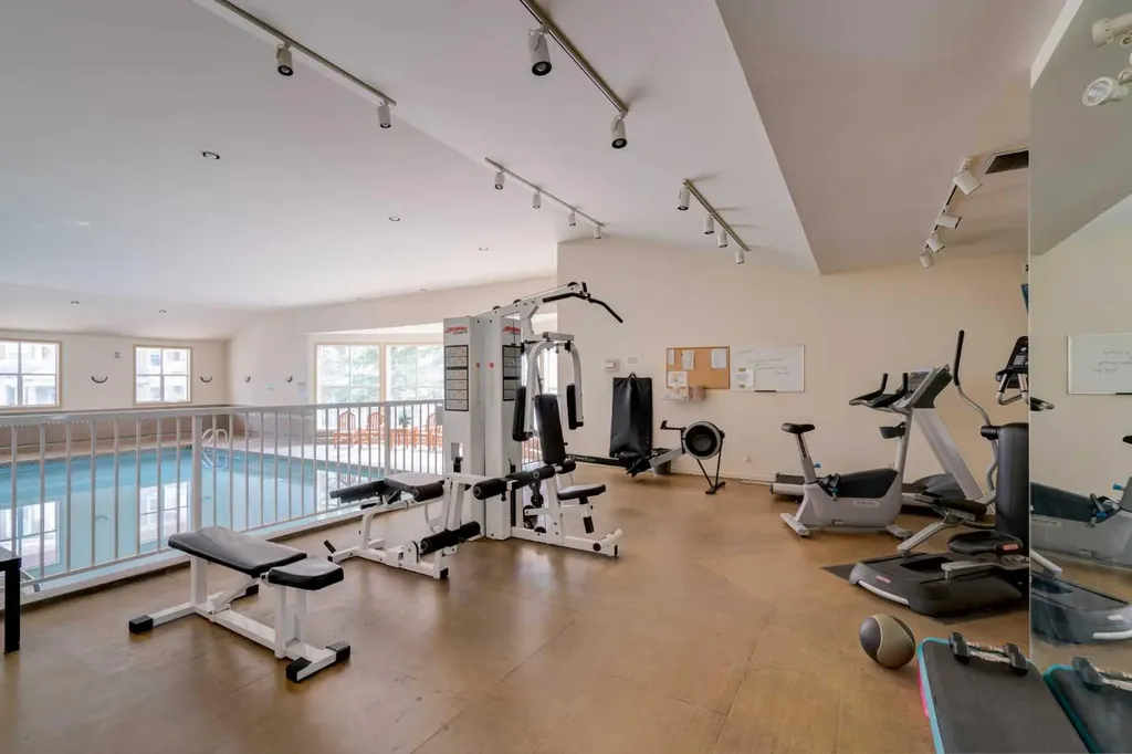 3651 Marda Link SW Calgary AB T3T 6J7