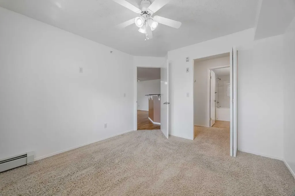 4975 130 Avenue SE Calgary AB T2Z 4M4
