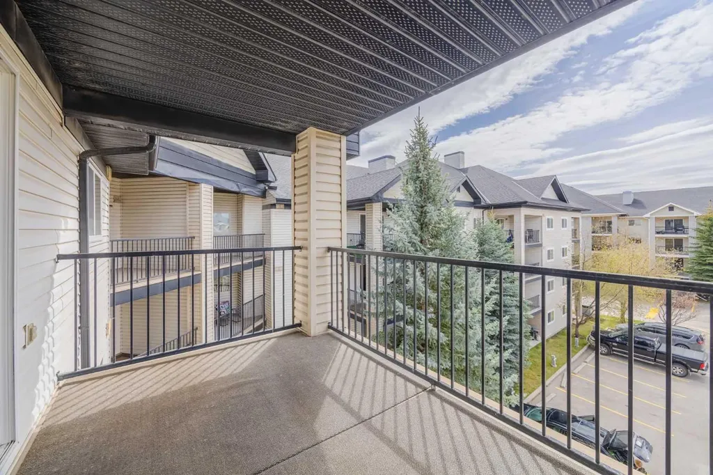 4975 130 Avenue SE Calgary AB T2Z 4M4