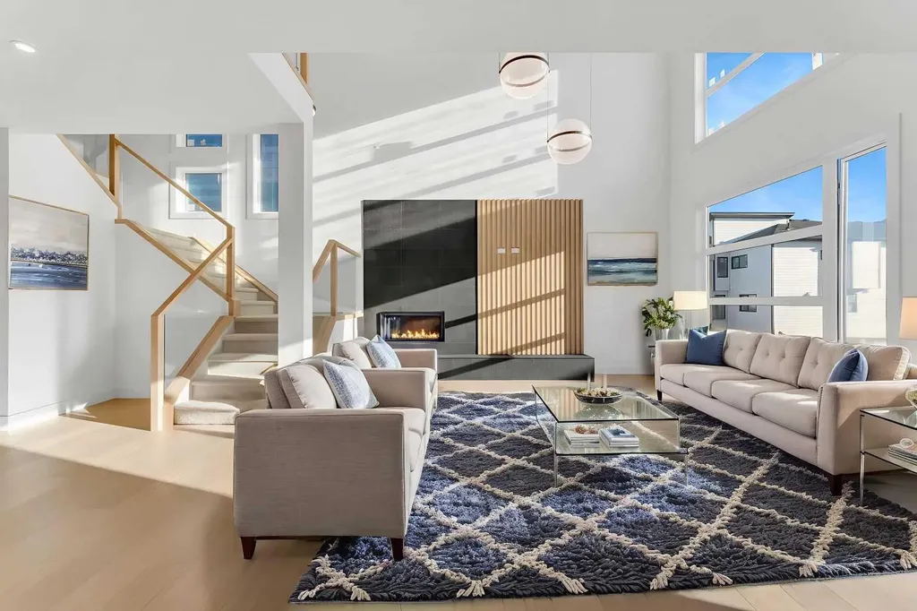 99 South Shore Road Chestermere AB T1X 3G2
