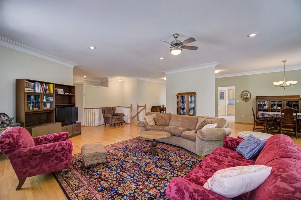 224 52 Avenue W Claresholm AB T0L 0T0