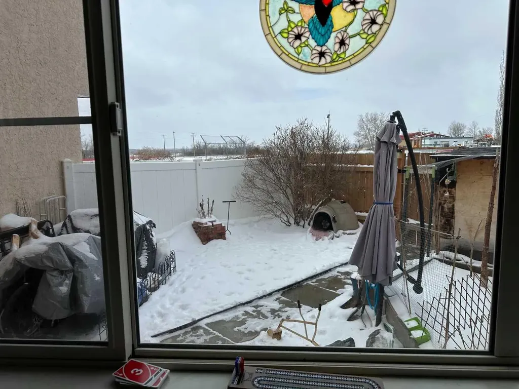 4804 Landsdown Avenue Blackfalds AB T0M 0J0