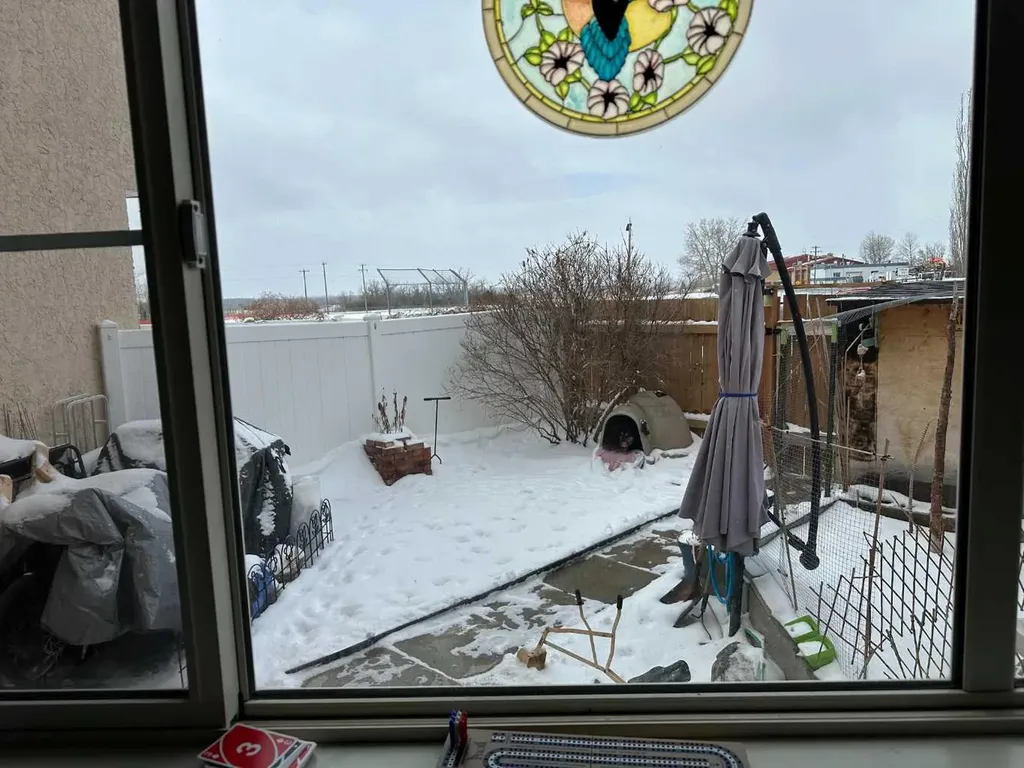 4804 Landsdown Avenue Blackfalds AB T0M 0J0