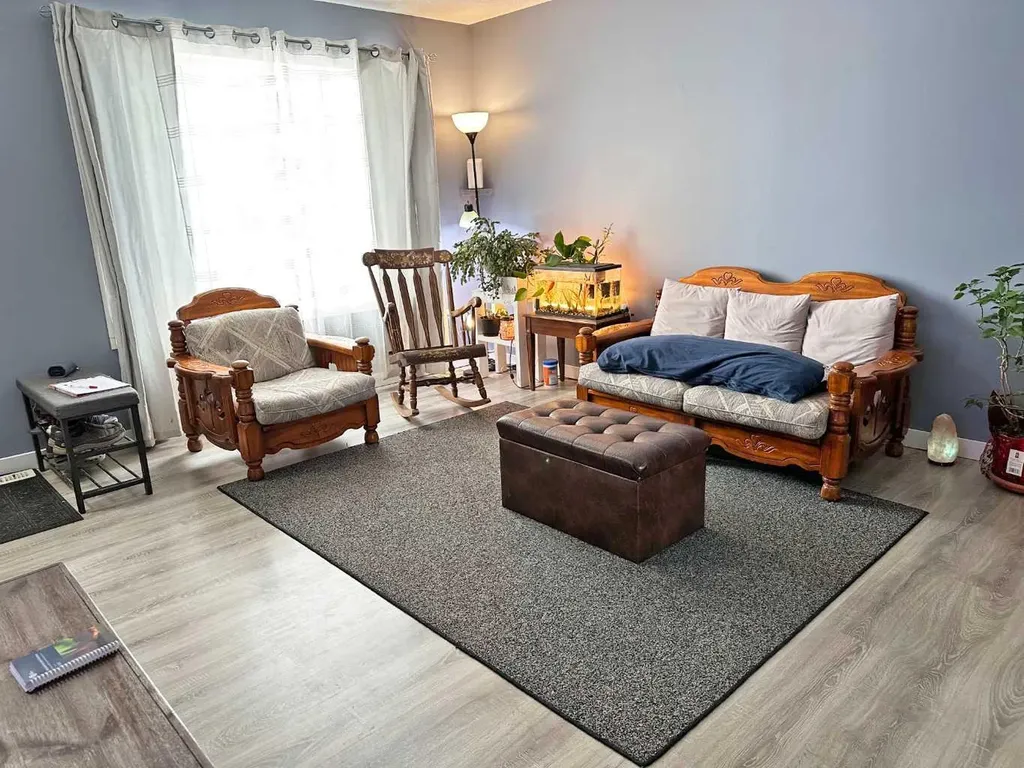 4804 Landsdown Avenue Blackfalds AB T0M 0J0