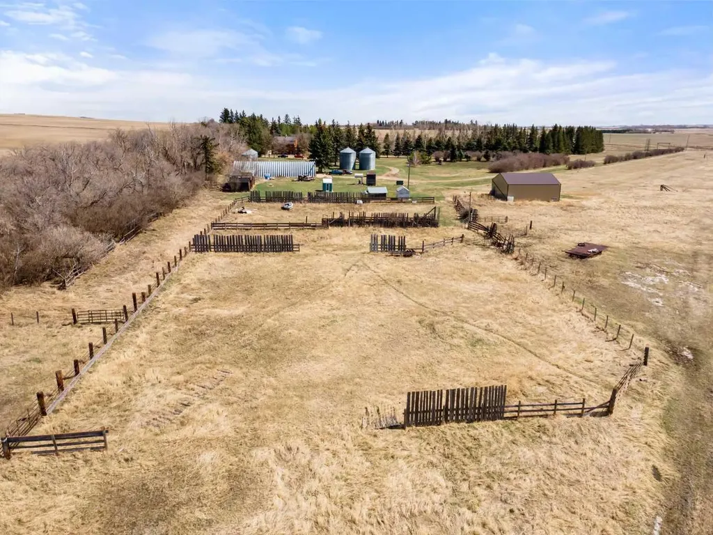 44402 Range Road 125 Rural Flagstaff County AB T0B4C0