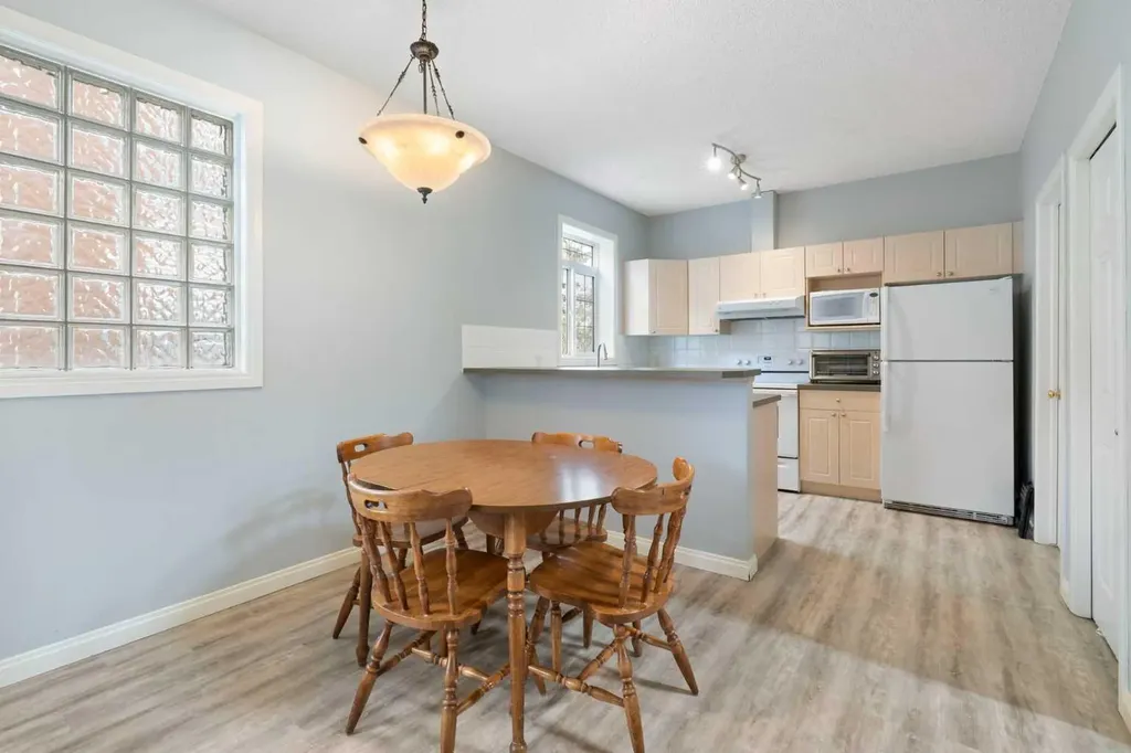 5703 5 Street SW Calgary AB T2V 1A8