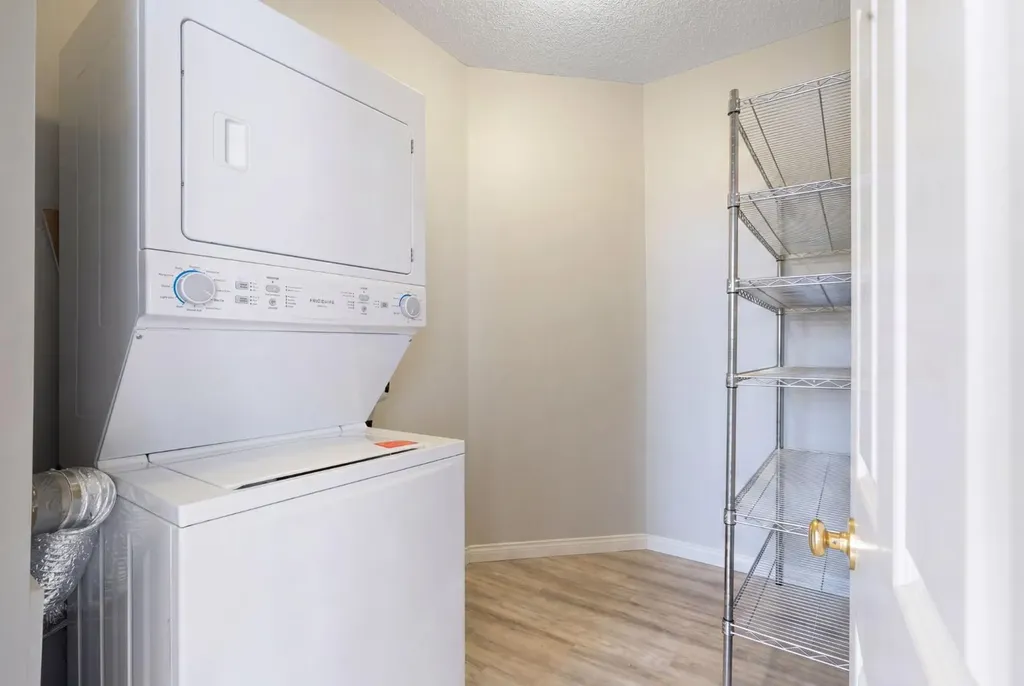 5703 5 Street SW Calgary AB T2V 1A8
