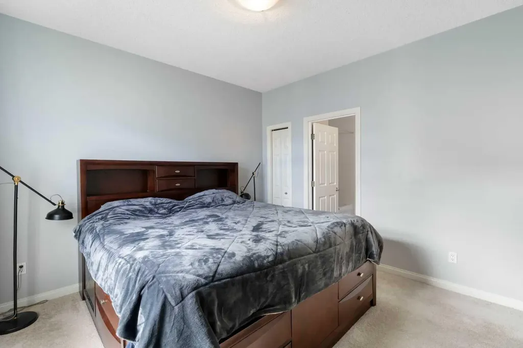 5703 5 Street SW Calgary AB T2V 1A8