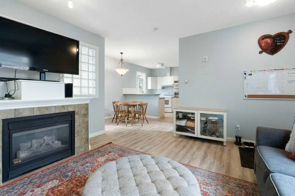 5703 5 Street SW Calgary AB T2V 1A8